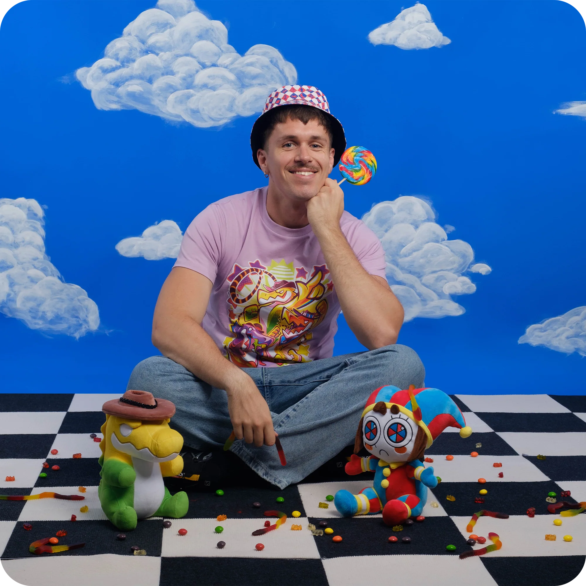 Gummigoo and Gang T-shirt - Image 6